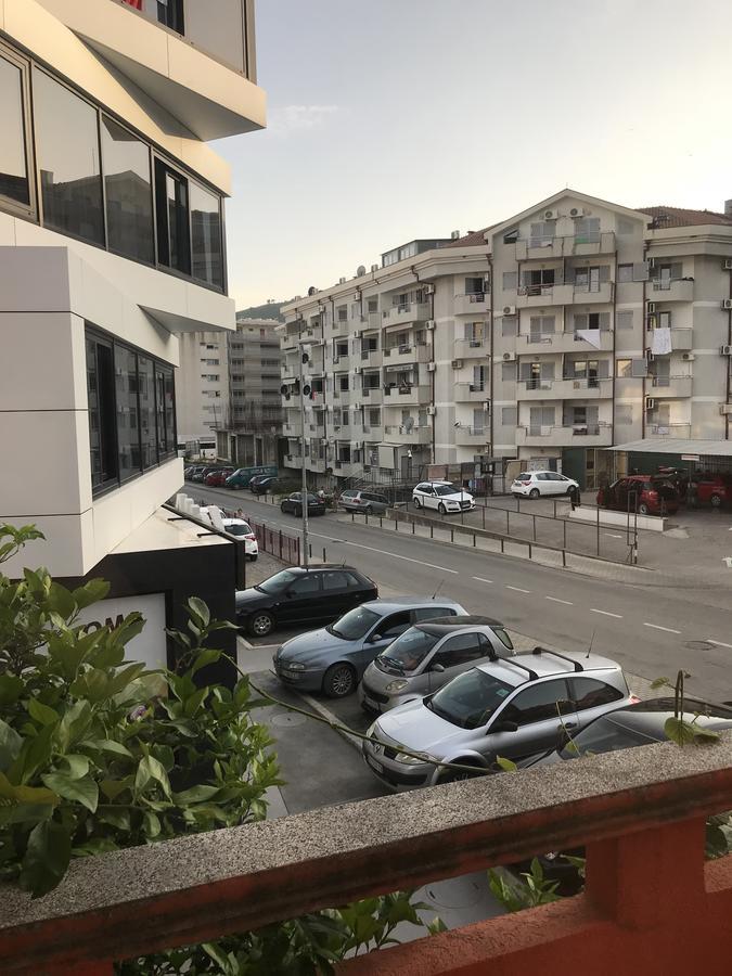 Apartments Holiday Budva Zewnętrze zdjęcie